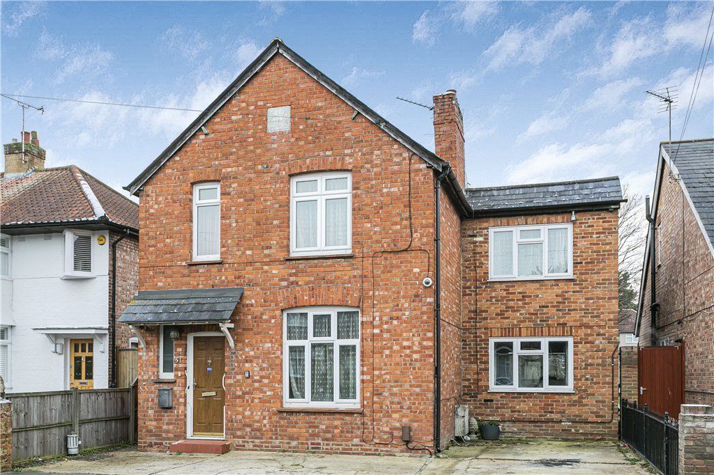 3 bed detached house for sale in South Avenue, Egham, Surrey TW20 Zoopla