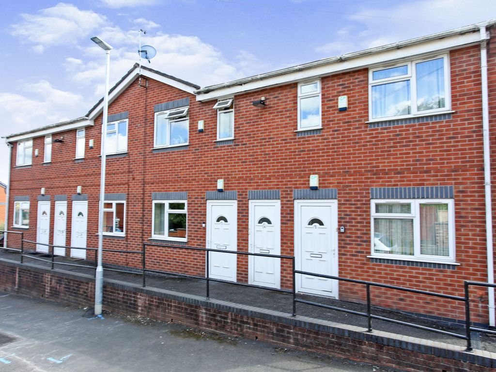 1 bed flat for sale in Bucknall Old Road, StokeOnTrent, Staffordshire