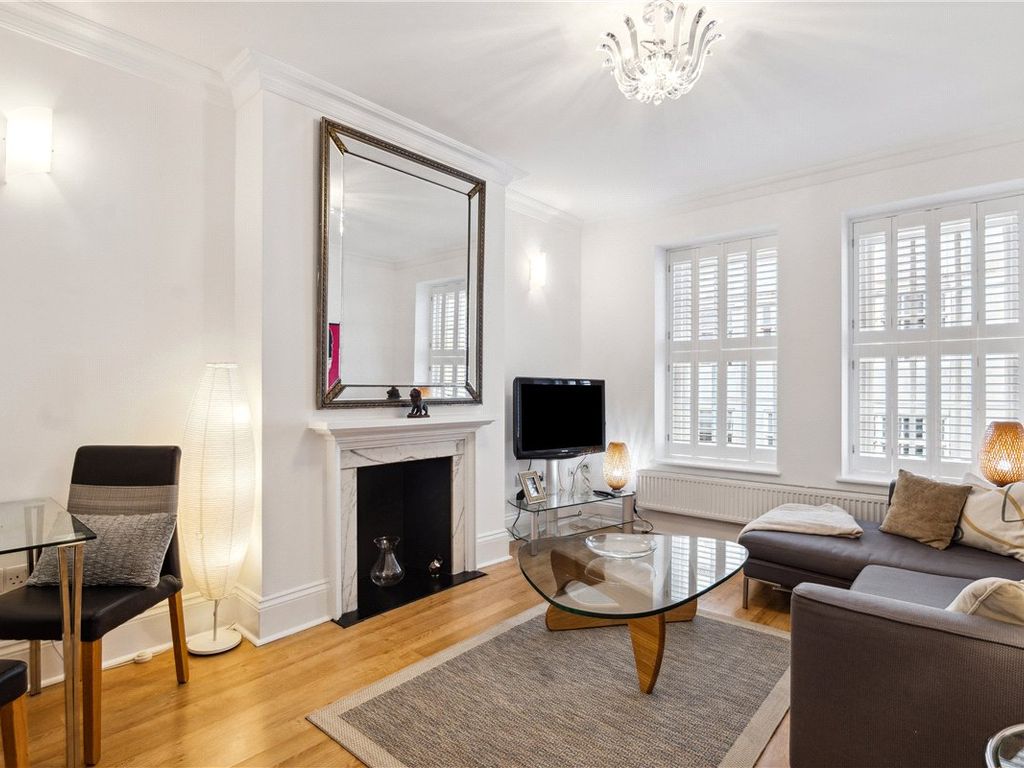 1 bed flat to rent in Garrick House, Carrington Street, Mayfair, London