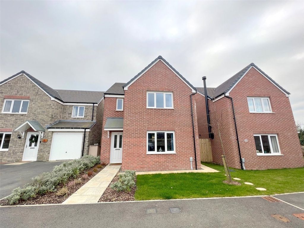 3 bed detached house for sale in Scarrowscant Lane, Haverfordwest SA61