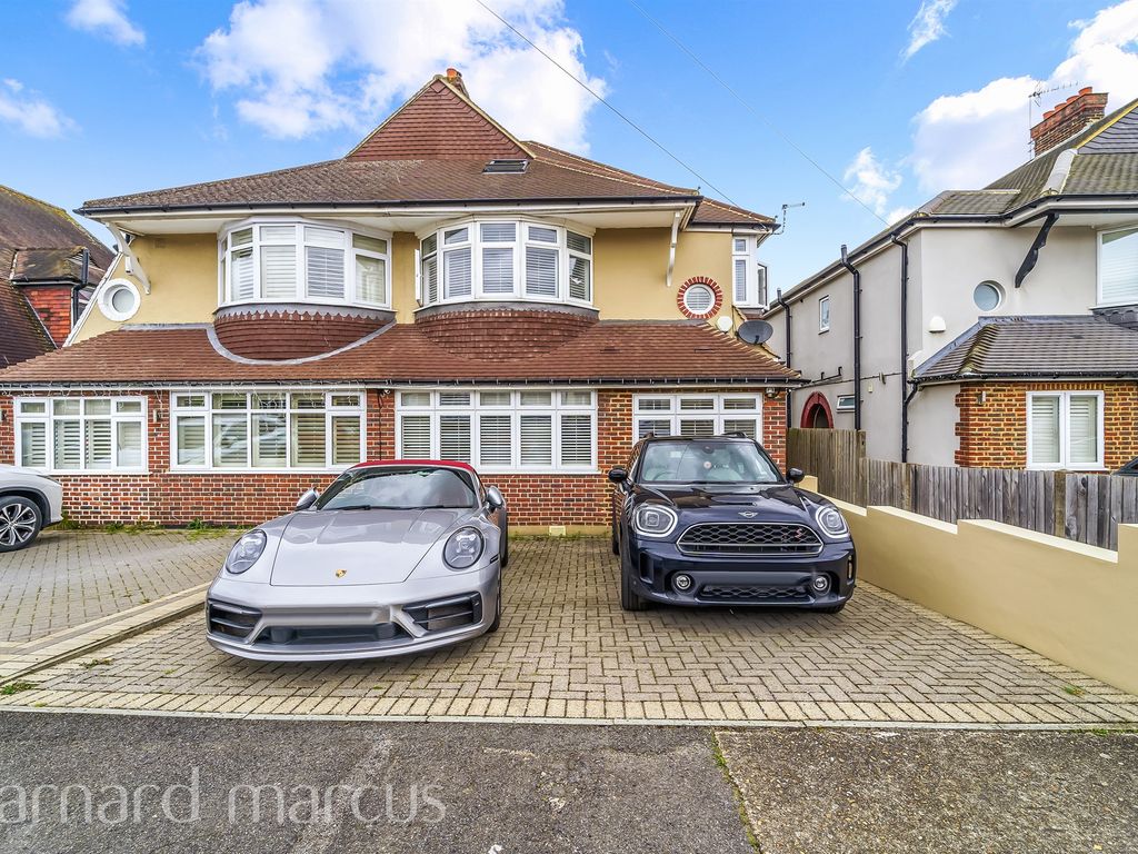 4 bed semidetached house for sale in Riverview Road, Ewell, Epsom KT19