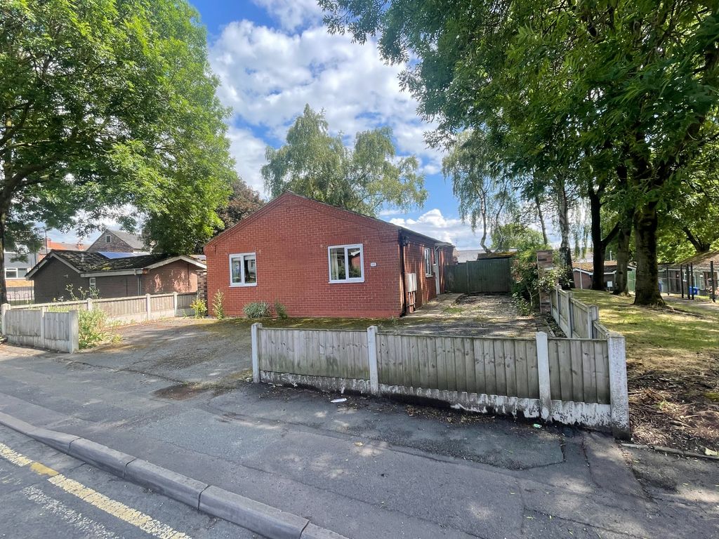 3 bed detached bungalow for sale in Wood Street, Longton, StokeOn