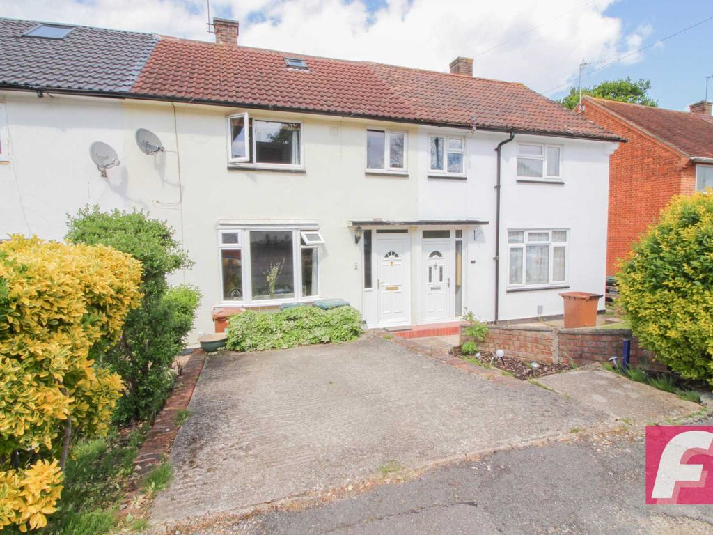 2 bed terraced house for sale in Fleetwood Way, South Oxhey WD19 Zoopla