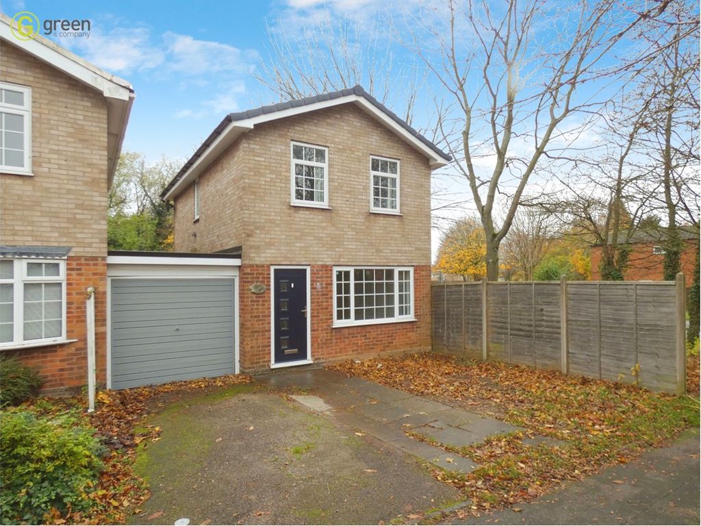 3 bed linkdetached house for sale in Briar, Amington, Tamworth B77, £