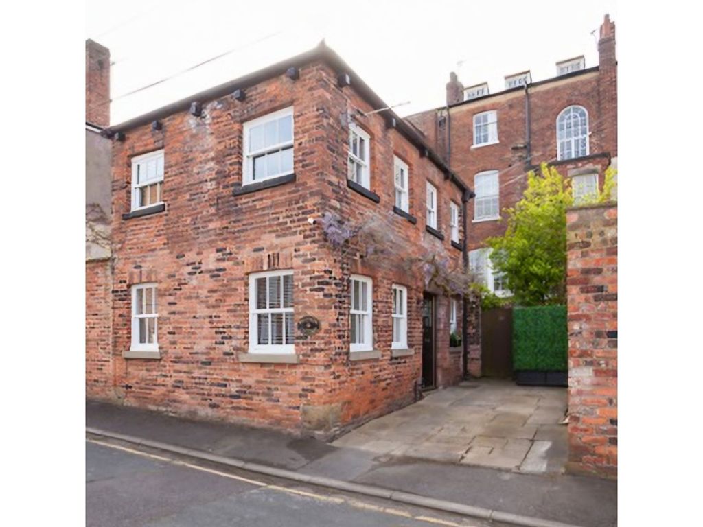 1 bed detached house for sale in Kilby Street, Wakefield WF1, £247,000