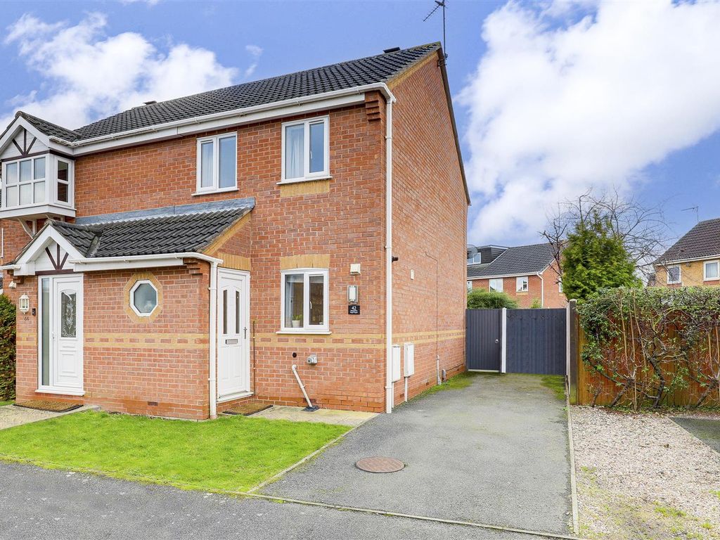 2 bed semidetached house to rent in Fulwood Drive, Long Eaton