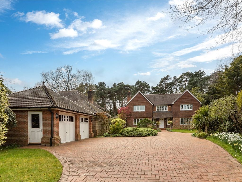 5 bed detached house for sale in Ashwood Drive, Broadstone, Dorset BH18