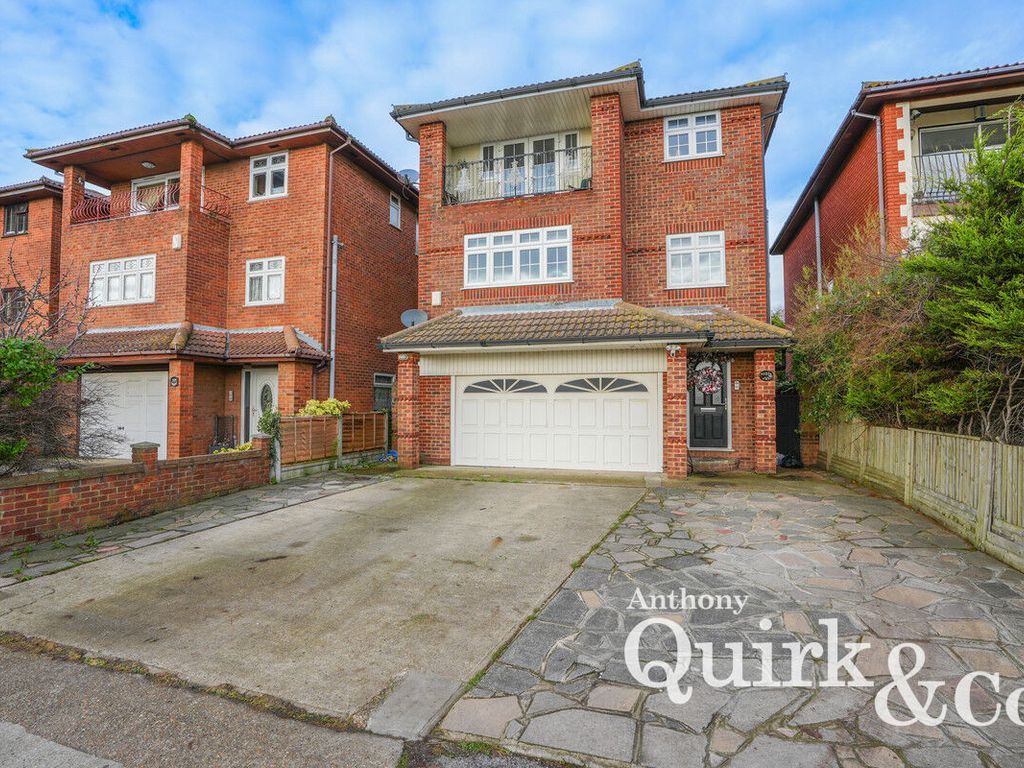 5 bed detached house for sale in Western Esplanade, Canvey Island SS8