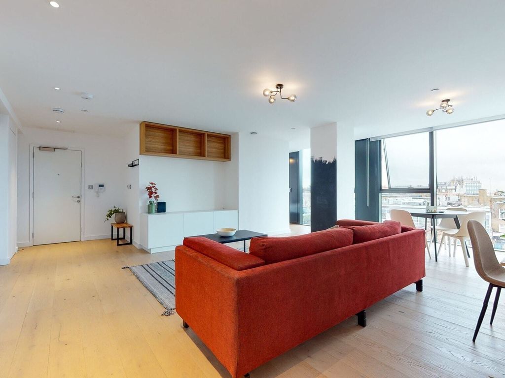 1 bed flat to rent in Highgate Hill, London N19, £2,750 pcm Zoopla