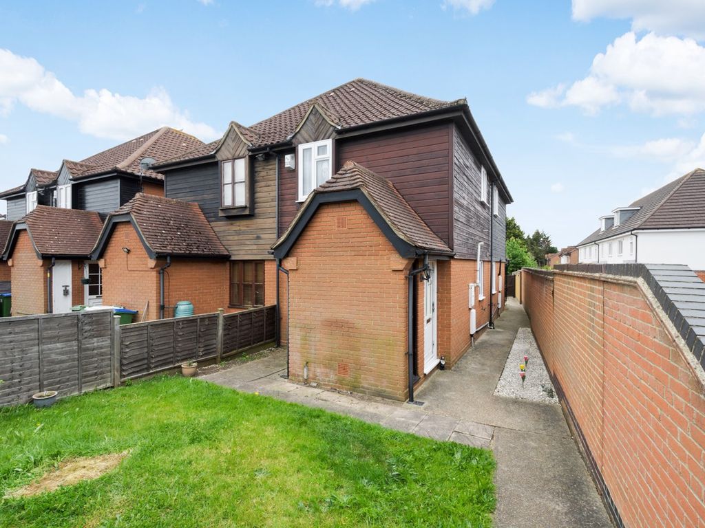 1 bed semidetached house for sale in Blackfen Road, Sidcup DA15 Zoopla