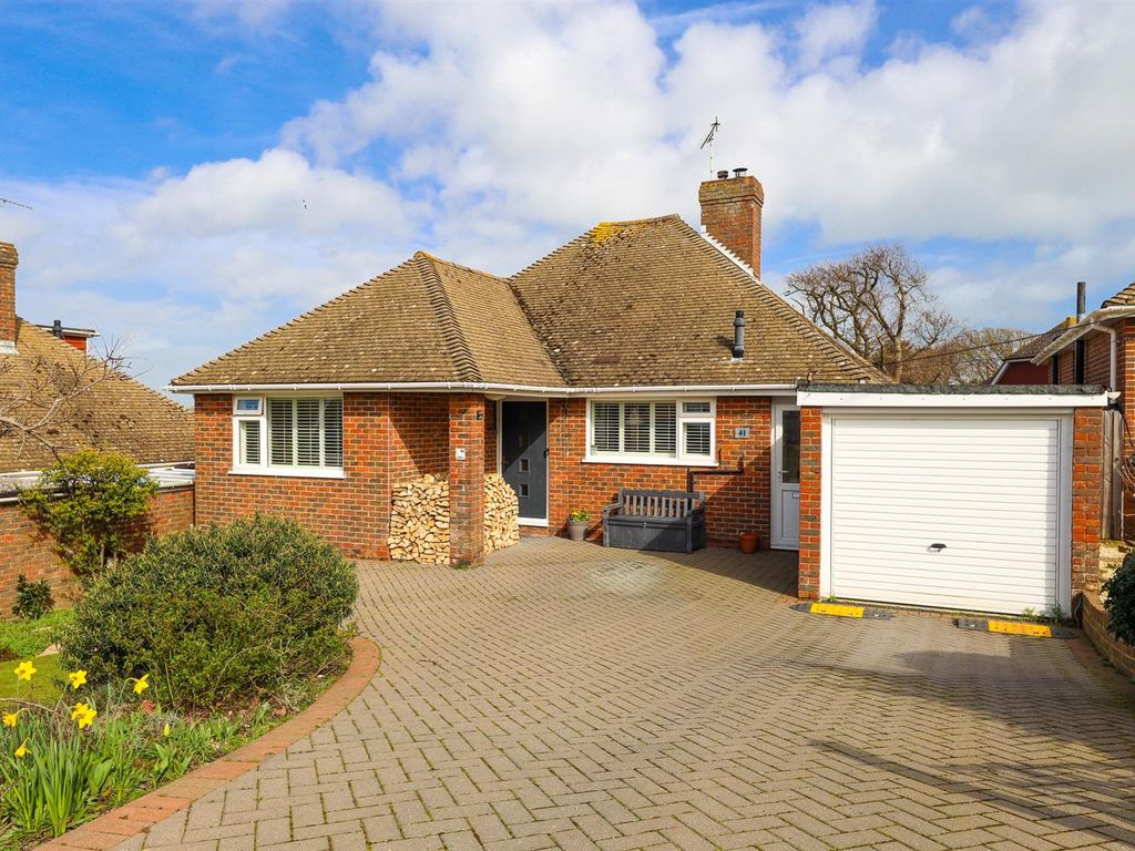 2 bed detached bungalow for sale in Waites Lane, Fairlight, Hastings