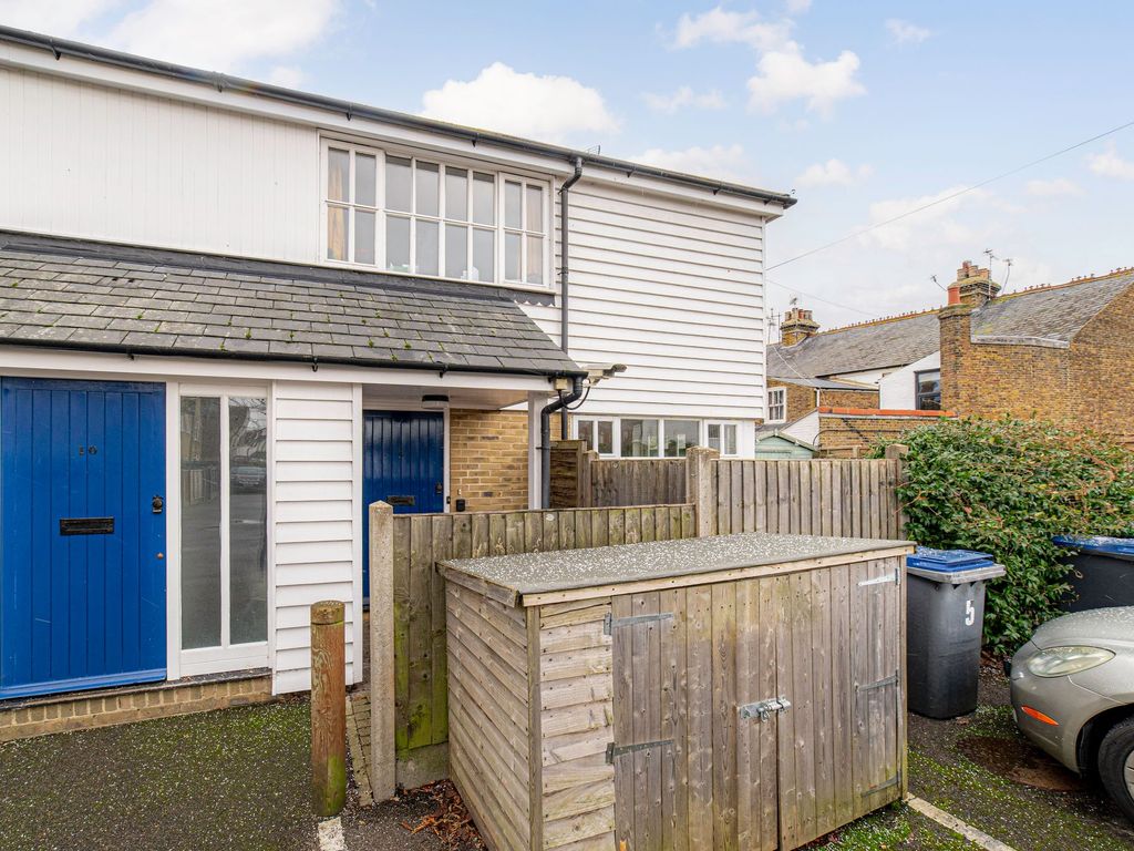 2 bed flat for sale in Essex Street, Whitbourne Court Essex Street CT5