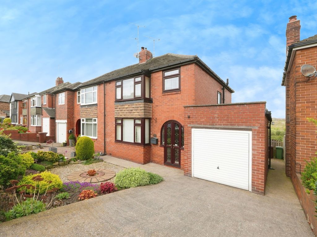 3 bed semidetached house for sale in Stannard Well Lane, Horbury