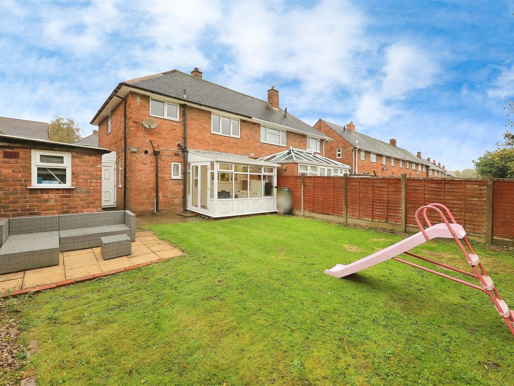 3 bed semidetached house for sale in Pope Road, Underhill