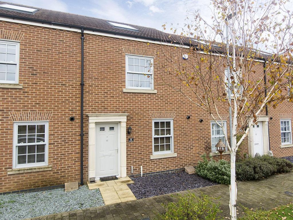 3 bed terraced house to rent in Courteenhall Drive, Corby NN17, £1,050