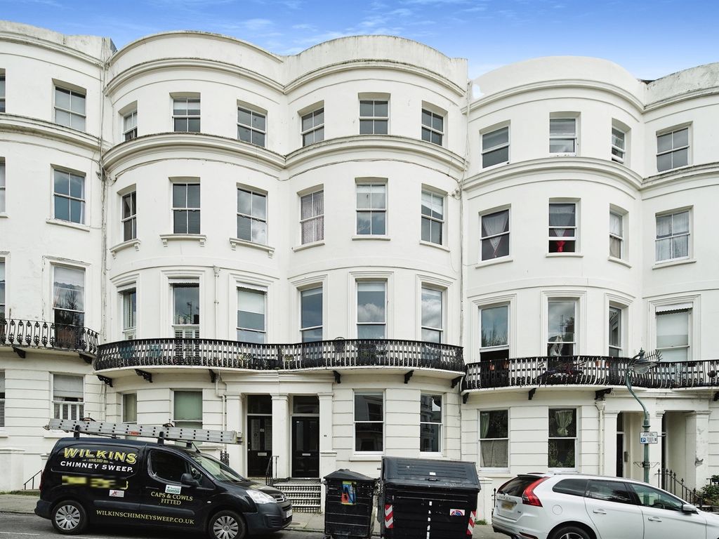 2 bed flat for sale in Lansdowne Place, Hove BN3 Zoopla