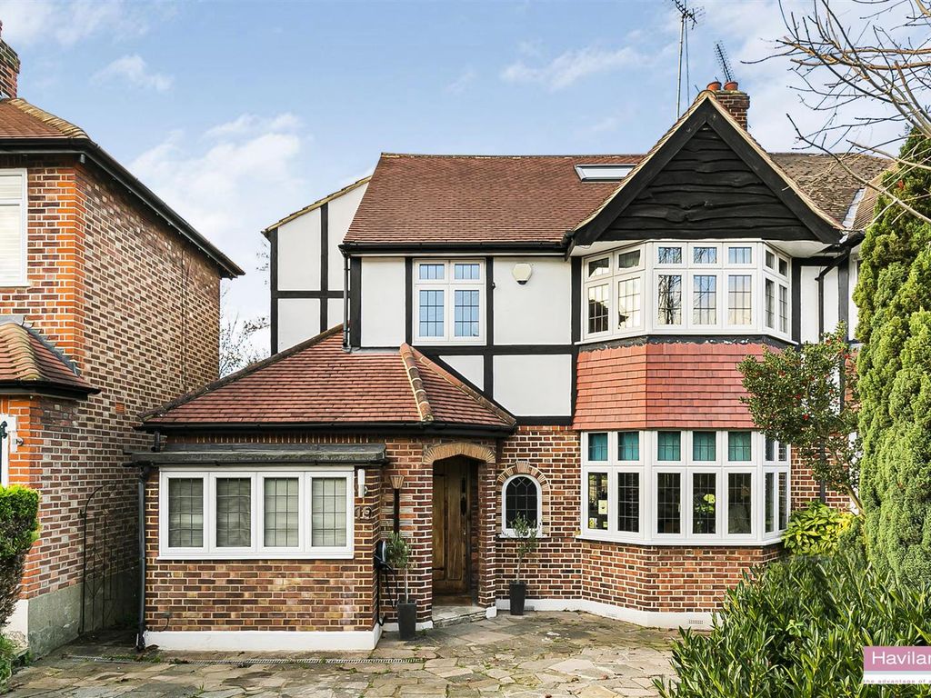 The Spinney, Winchmore Hill N21  