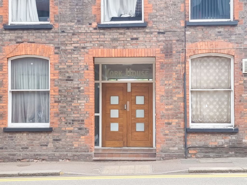 York House, 17-19 Park Street West, Luton LU1  