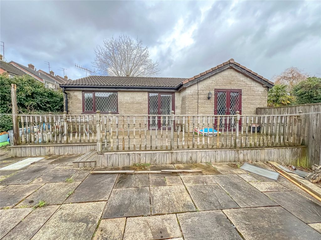 2 bed bungalow for sale in Hill Street, Kingswood, Bristol BS15, £
