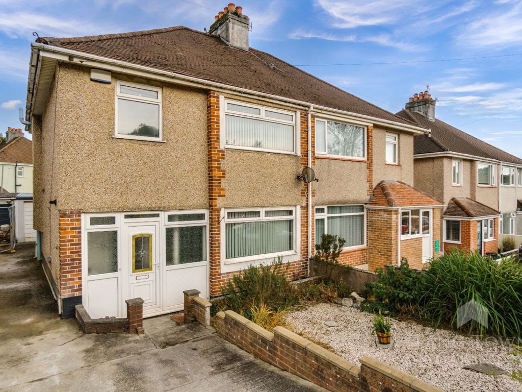 Kneele Gardens, Hartley Vale, Plymouth PL3  