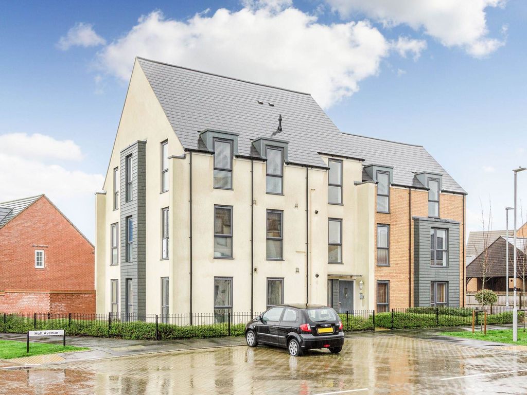 2 bed flat for sale in Holt Ave, Brooklands MK10, £205,000 Zoopla