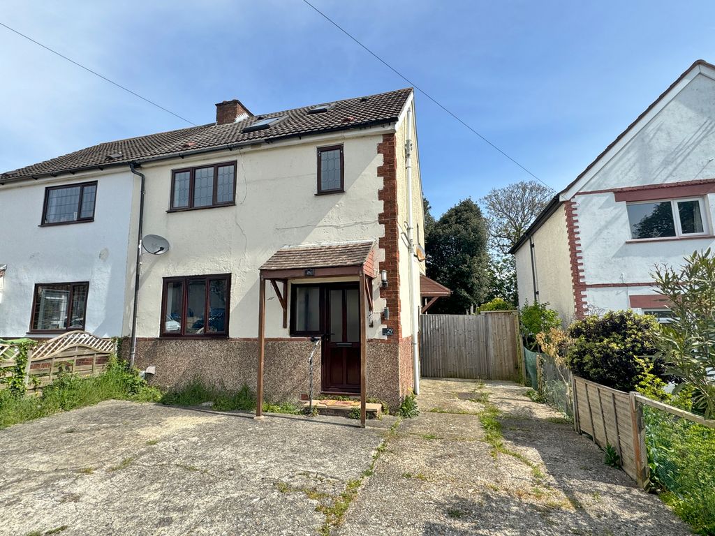 4 bed semidetached house for sale in Belvoir Close, Fareham PO16, £