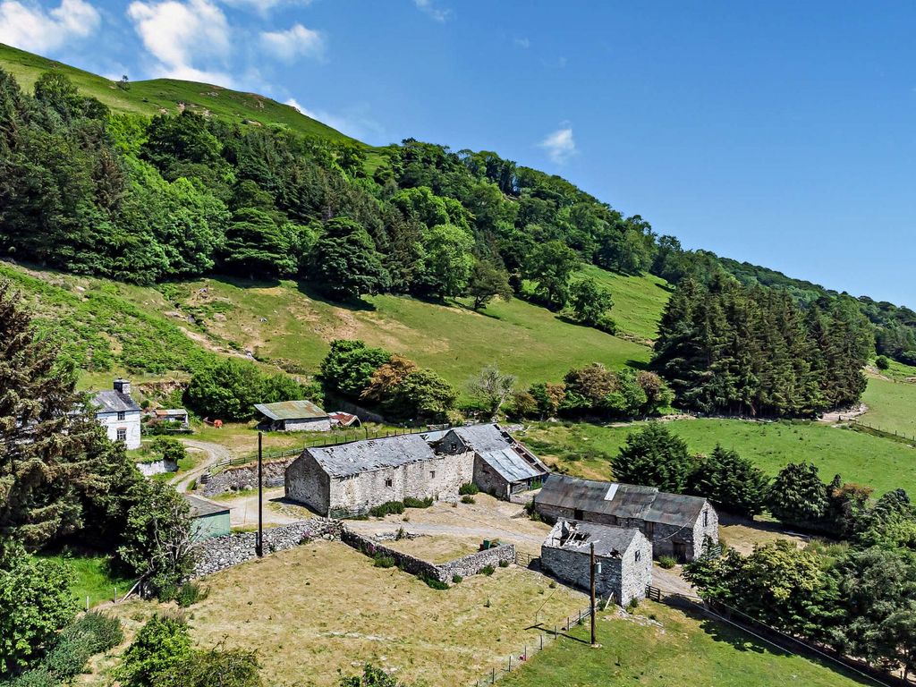 2 bed detached house for sale in Penybontfawr, Oswestry, Powys SY10, £