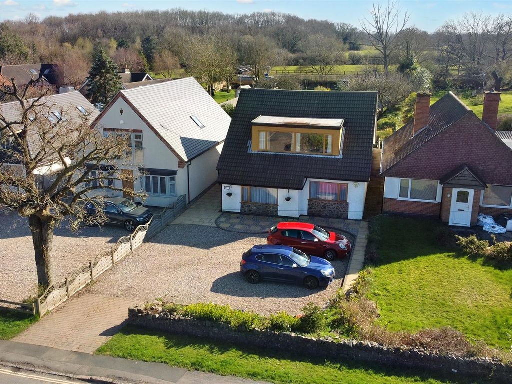 4 bed detached bungalow for sale in Bradgate Road, Newtown Linford