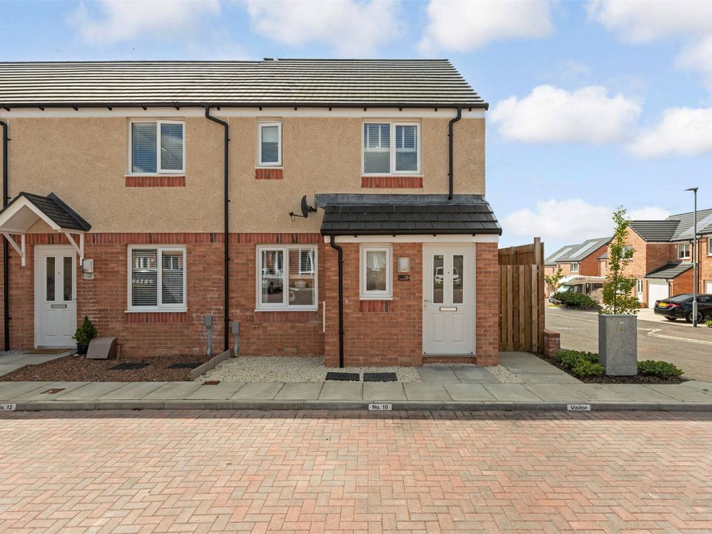 3 bed end terrace house for sale in Todhills Place, Cumbernauld