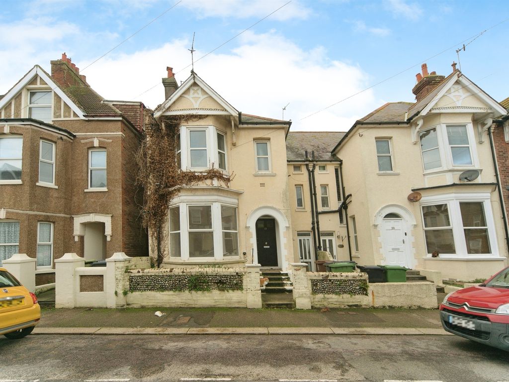 1 bed flat for sale in Linden Road, BexhillOnSea TN40, £200,000 Zoopla