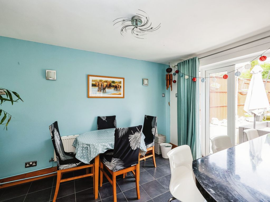 3 bed end terrace house for sale in Freshwater Road, Portsmouth