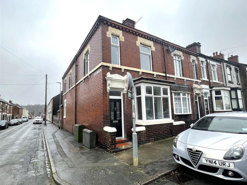 3 bed end terrace house to rent in Moston Street, Northwood, StokeOn