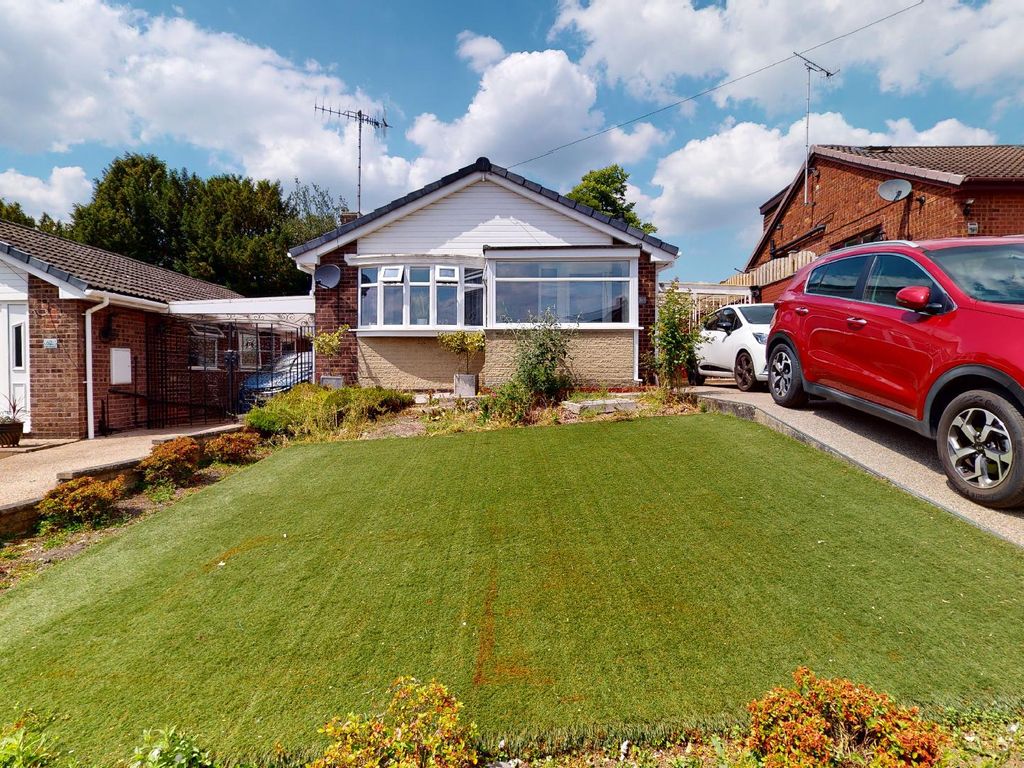 2 bed detached bungalow for sale in Bridle Crescent, Chapeltown