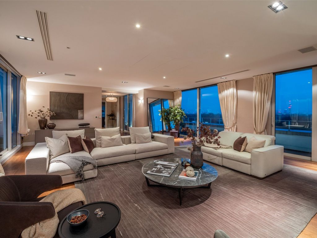 St. James Close, St. John's Wood, London NW8