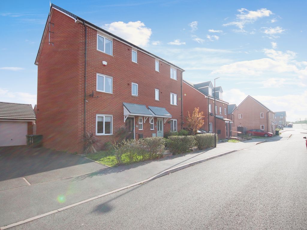 4 bed semidetached house for sale in Chapman Drive, Coventry CV6 Zoopla