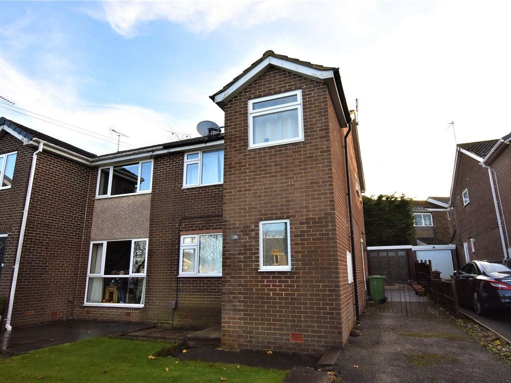 Holt Park Crescent, Holt Park, Leeds LS16