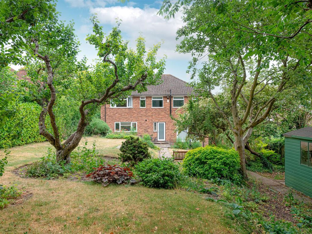 4 bed detached house for sale in Lucas Road, High HP13 Zoopla