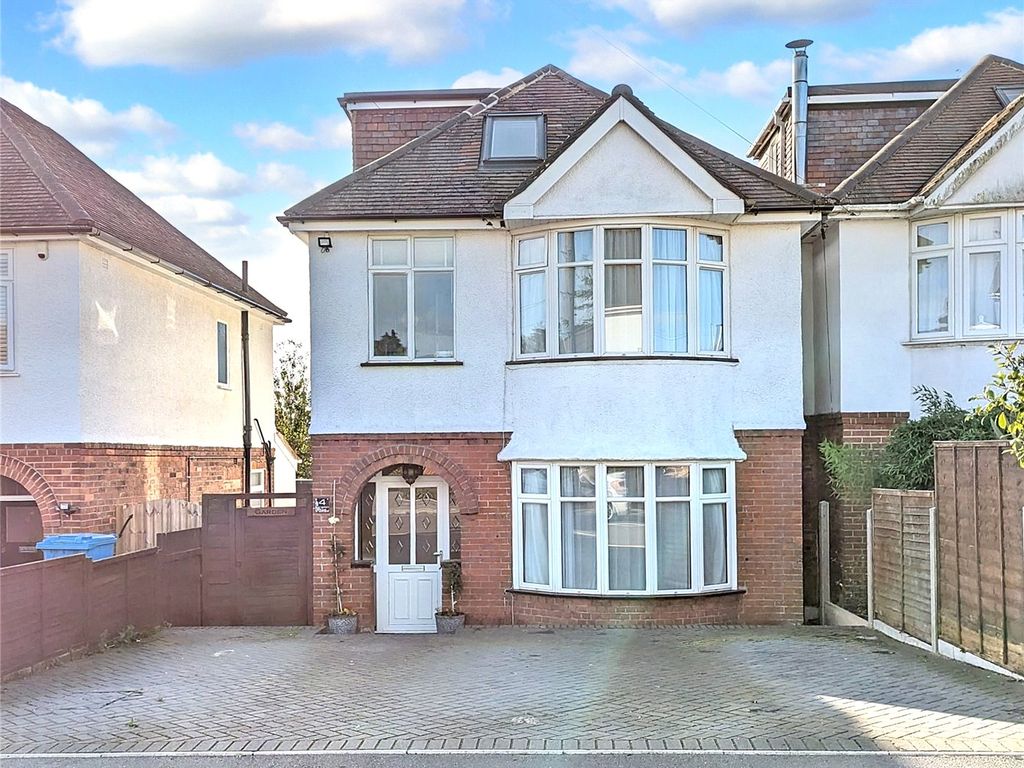 4 bed detached house for sale in Langdon Road, Poole BH14, £530,000
