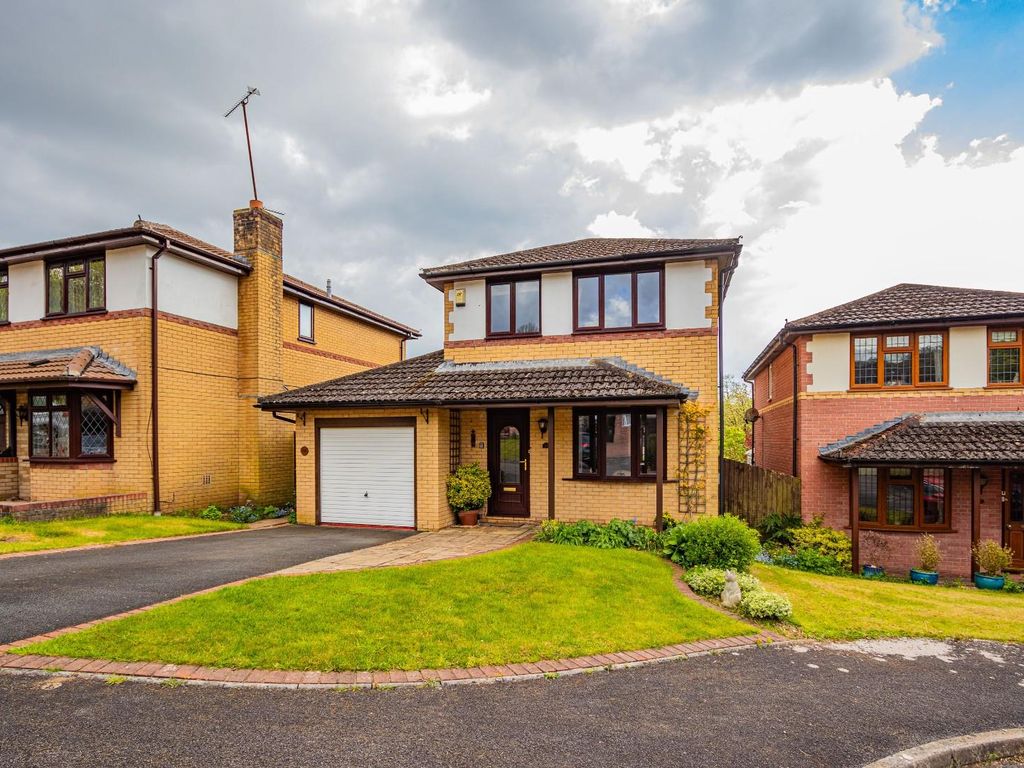 3 bed detached house for sale in Cwm Gwynlais, Tongwynlais, Cardiff
