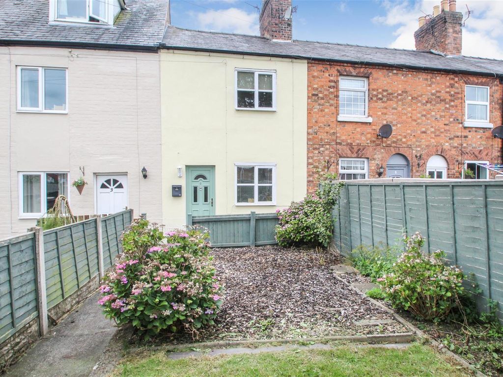 2 bed town house for sale in Park Terrace, Off Whittington Road