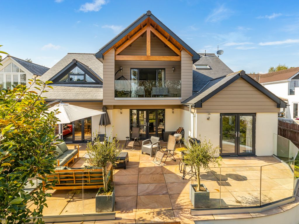 5 bed detached house for sale in Clyst Road, Topsham, Exeter EX3, £