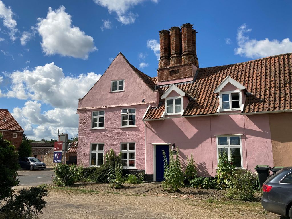 4 bed town house for sale in Fair Green, Diss IP22 Zoopla