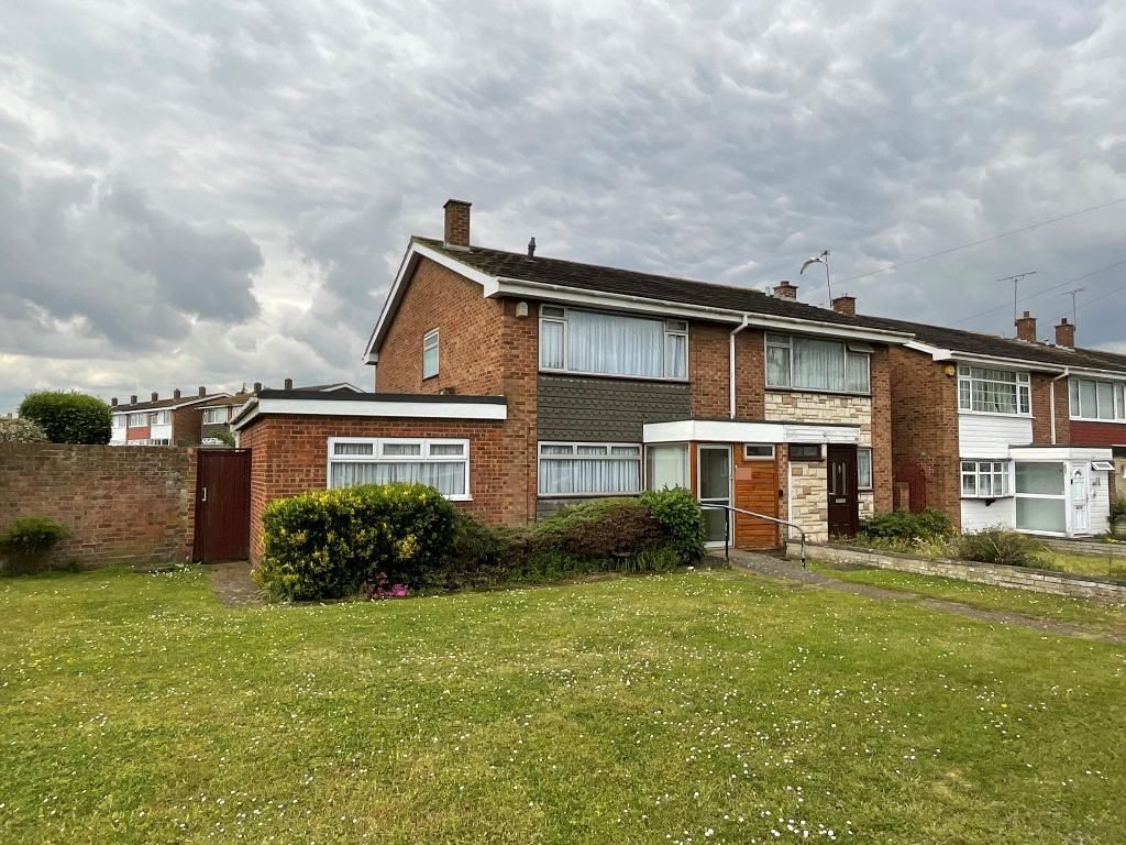 3 bed semidetached house for sale in Elm Park Avenue, Elm Park