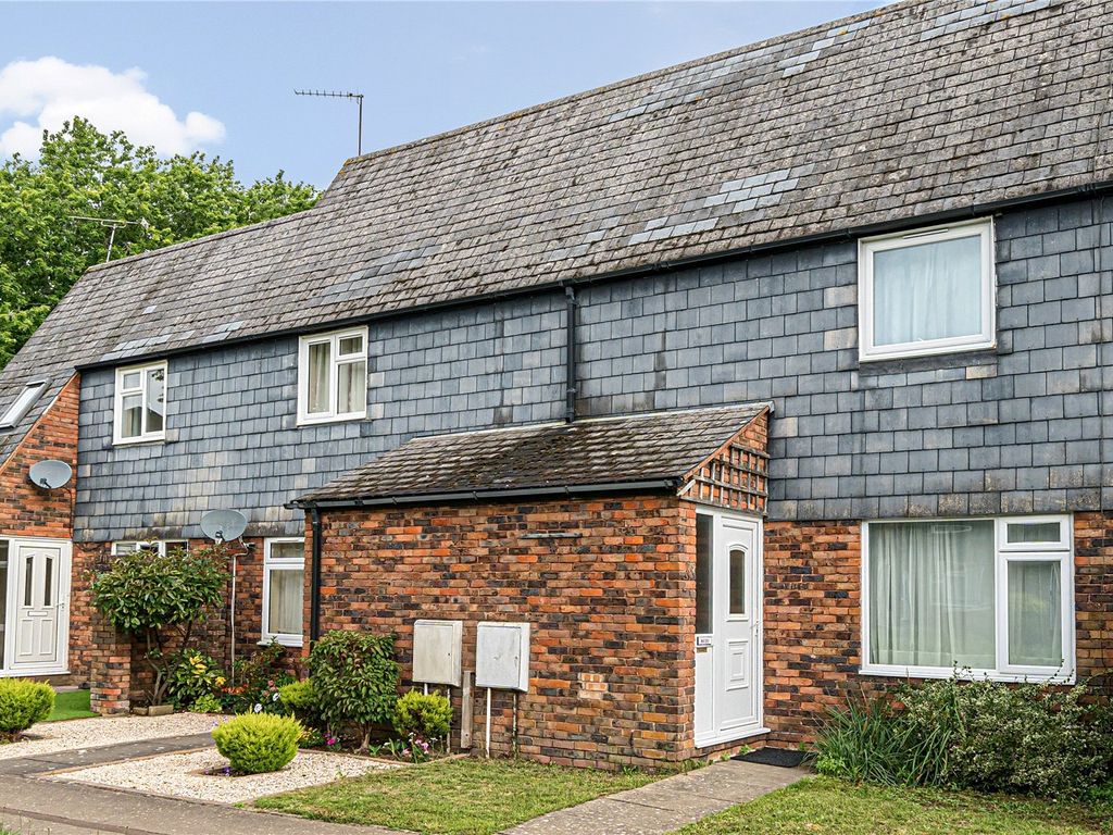 4 bed terraced house for sale in Maplehurst Road, Chichester, West