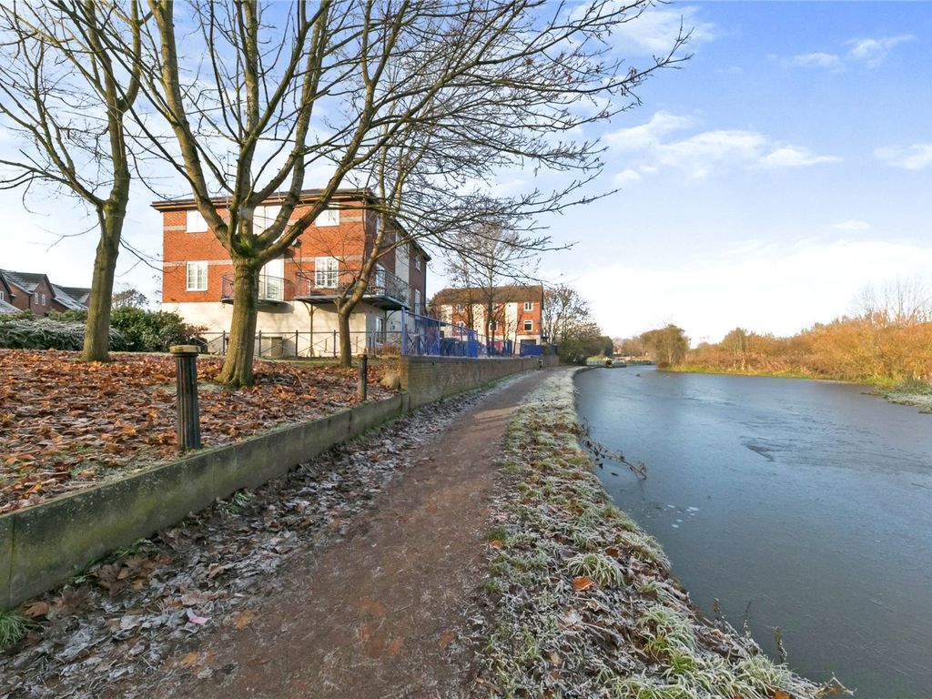 The Moorings, Middlewich, Cheshire CW10  