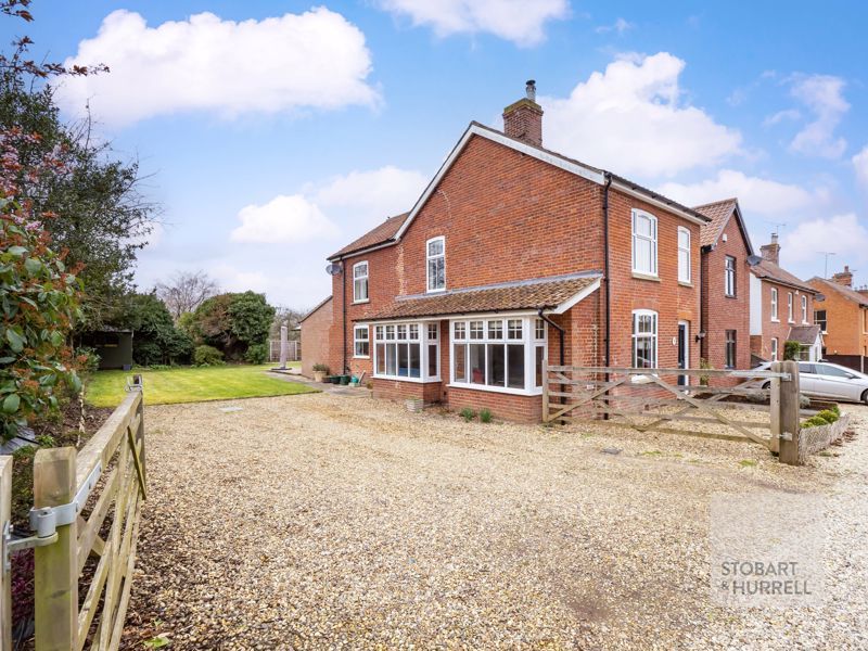4 bed detached house for sale in Wryde House, Park Road, Wroxham