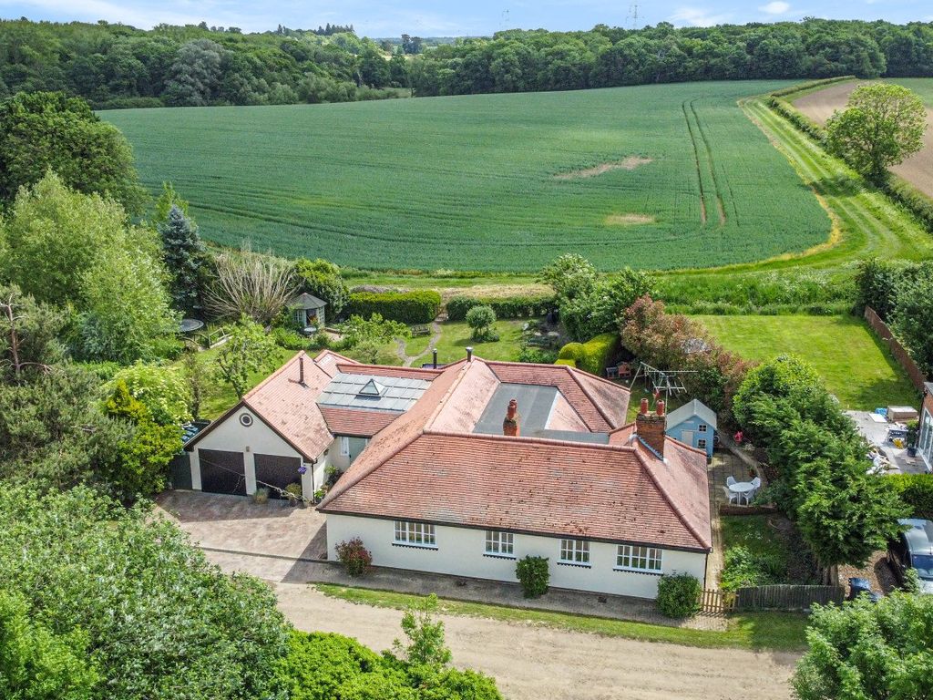 4 bed bungalow for sale in Olives Farm, Stanstead Road, Ware ...
