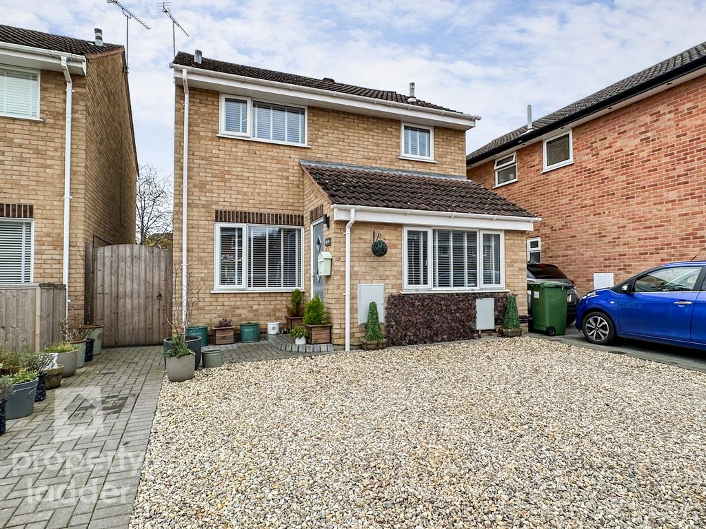 3 bed detached house for sale in Chestnut Avenue, Spixworth, Norwich