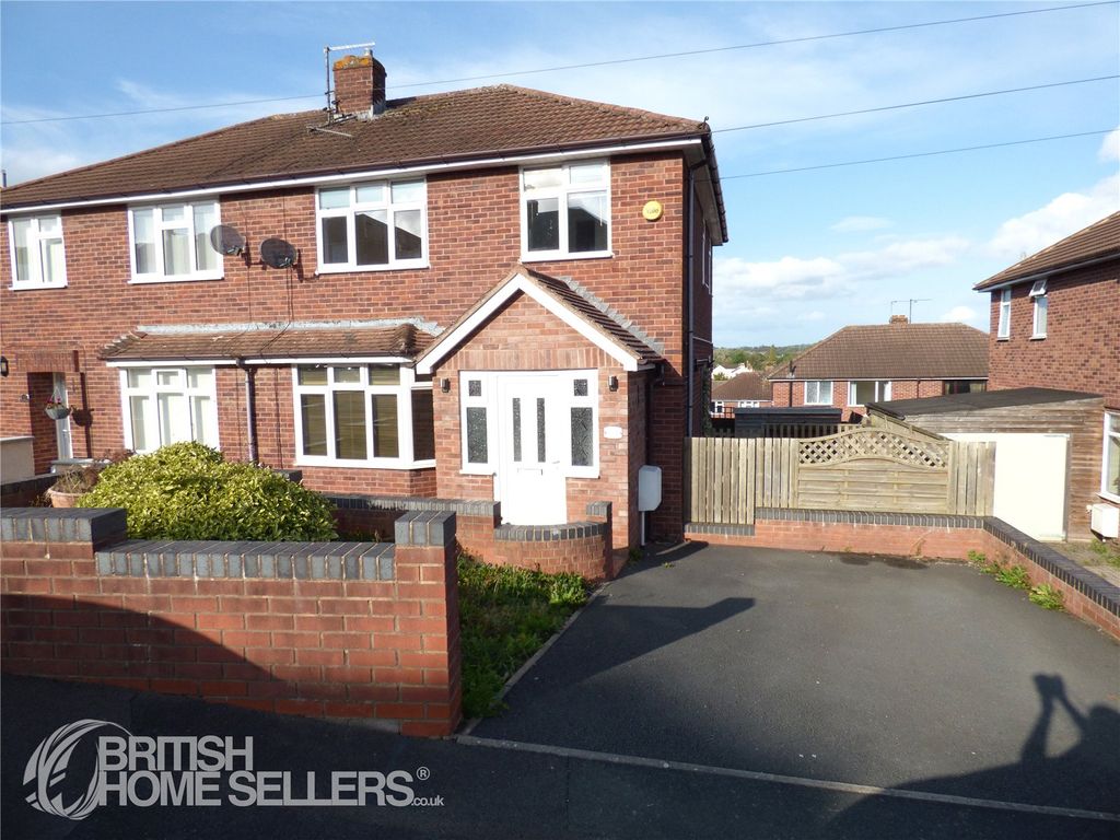 3 bed semidetached house for sale in Emlyn Avenue, Hereford, Herefordshire HR4, £255,000 Zoopla