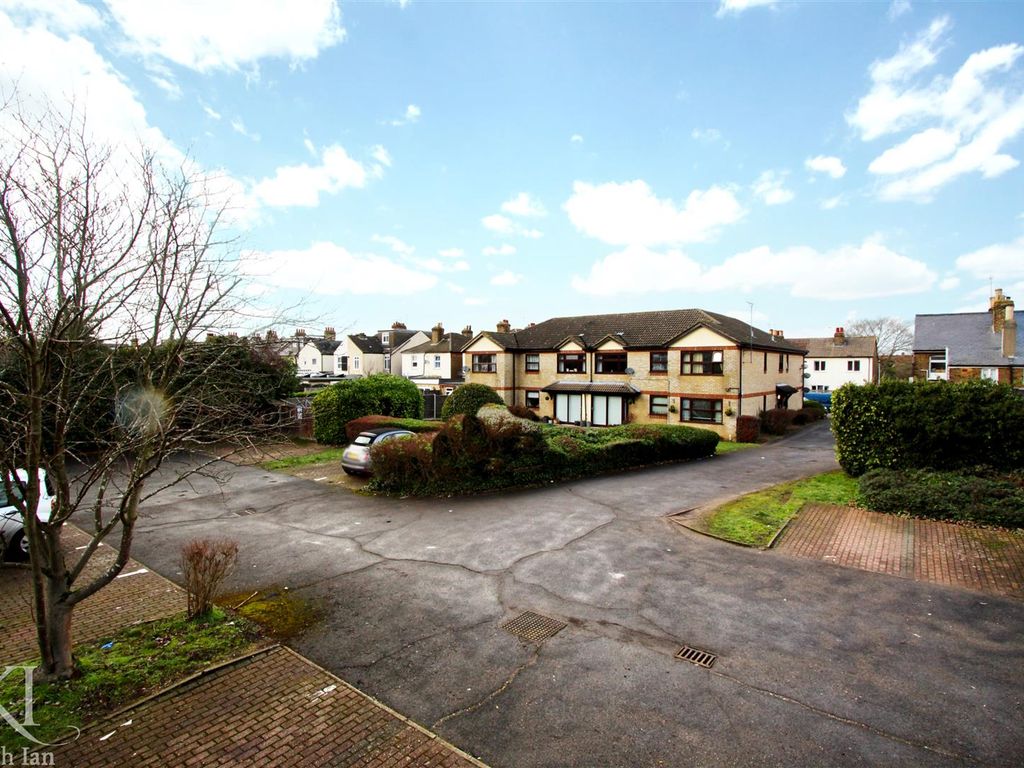 1 bed flat for sale in Stanstead Road, Hoddesdon EN11 Zoopla
